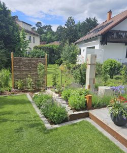 Ein Garten mit vielen besonderen Details!