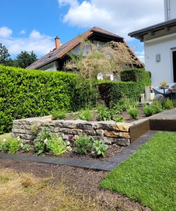Ein Garten mit vielen besonderen Details!